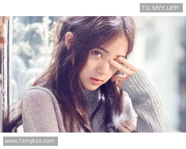 早恋的足球明星揭秘他与女友的甜蜜爱情故事与职业生涯的交织